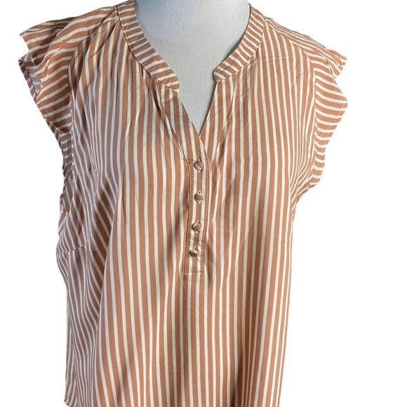 Liz Claiborn XL Top  Cap Sleeves100% Rayon Machine Wash  Cold Tumble Dry - Picture 2 of 9